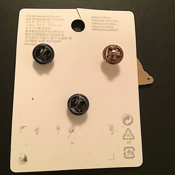 H&M Lapel Pins - Picture 2 of 2